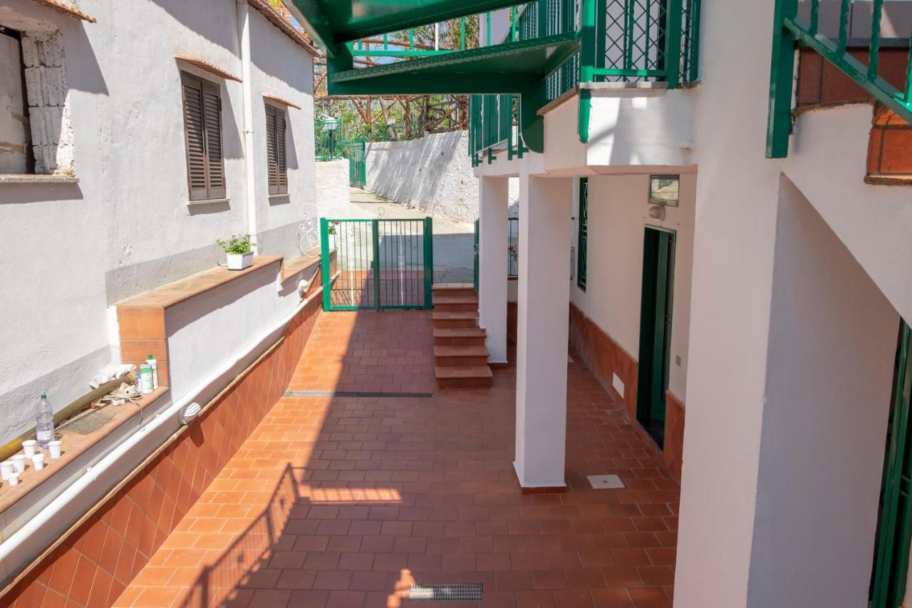 B&B Casa Vacanza Cioffi Vico Equense Εξωτερικό φωτογραφία